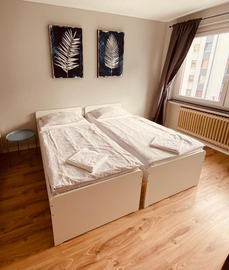 Tm Aparts Dortmund Exterior photo A room at the hostel